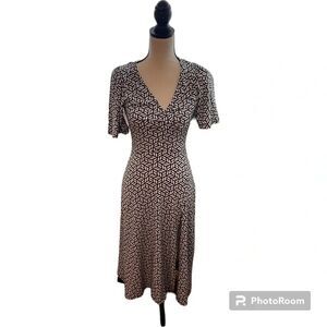 Velvet Torch Los Angeles Dress Small Black White Print Stretch Comfort NWT